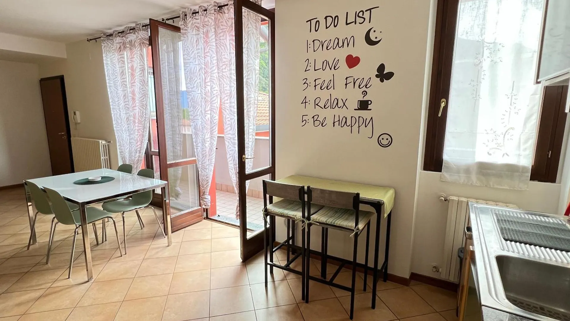 Lake And River Feelings - Dervio Apartment 0*,  Italia